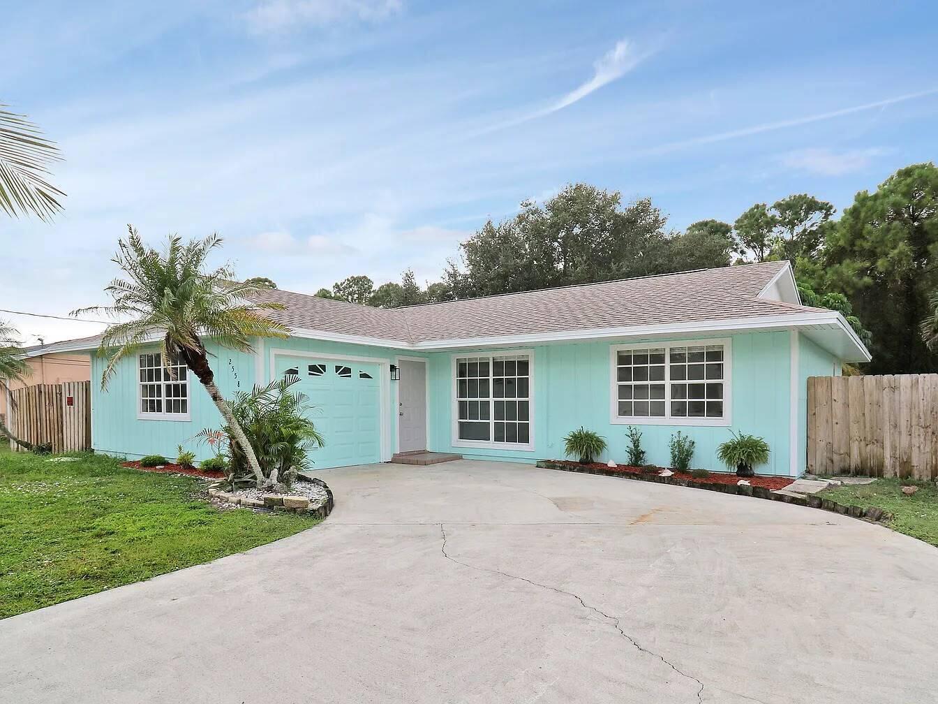 2558 SW Chestnut Ln - 2558 SW Chestnut Ln, Port Saint Lucie, FL 34953 Luxury Property | Jose Angel Pina