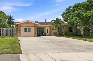 4665 NW 113th Ave, Sunrise, FL 33323 - Photo 3