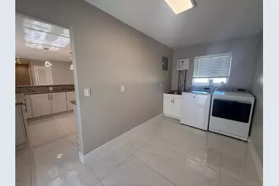 4901 NE 13th Terrace, Oakland Park, FL 33334 - Photo 5
