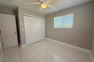 4901 NE 13th Terrace, Oakland Park, FL 33334 - Photo 11