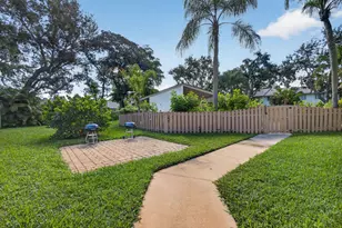 3404 Gardens E Dr, Palm Beach Gardens, FL 33410 - Photo 23