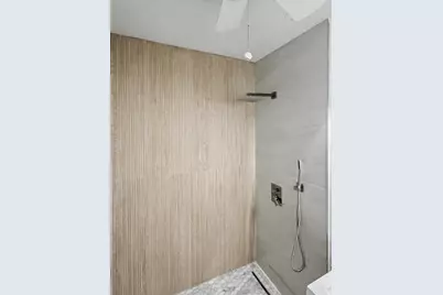 150 SE 5th Court, Pompano Beach, FL 33060 - Photo 15