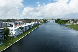 28 Yacht Club Dr, North Palm Beach, FL 33408 - Photo 19