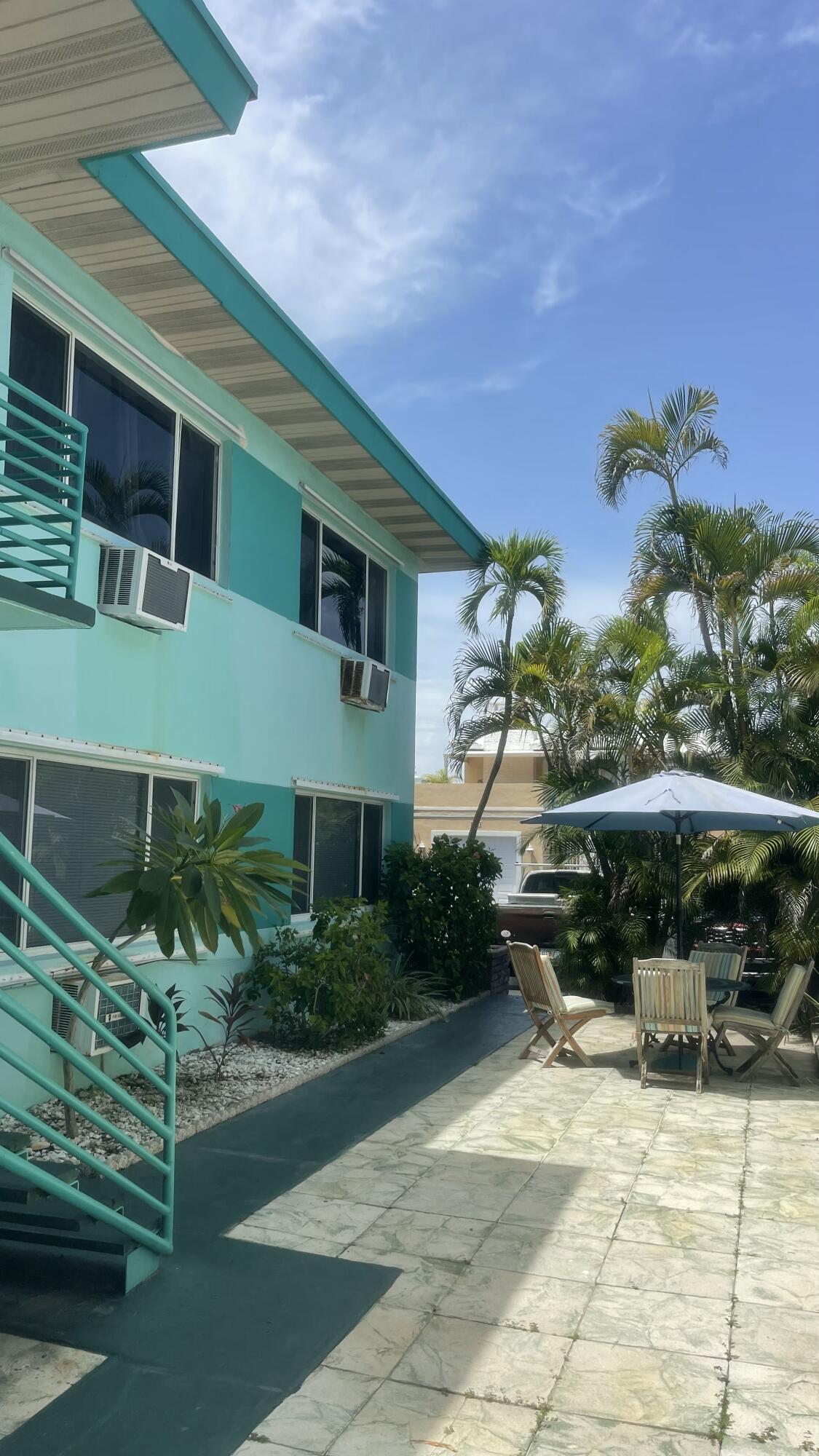 314 Elm St #1 - 314 Elm St #1, Hollywood, FL 33019 Luxury Property | Jose Angel Pina