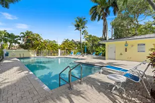 517 SW 7th Ave, Fort Lauderdale, FL 33315 - Photo 13
