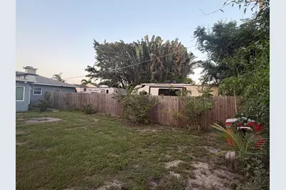 1038 Macy Street, West Palm Beach, FL 33405 - Photo 21