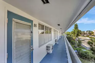 86 Lyndhurst D, Deerfield Beach, FL 33442 - Photo 3