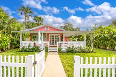 645 SW Cleveland Avenue, Stuart, FL 34994 - Photo 1