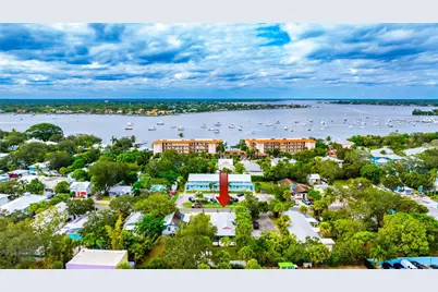 645 SW Cleveland Avenue, Stuart, FL 34994 - Photo 49