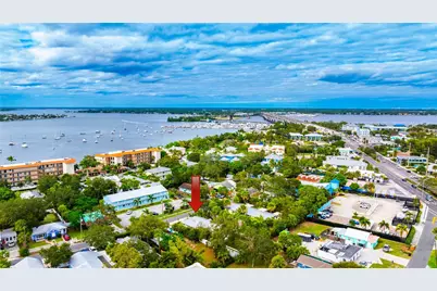 645 SW Cleveland Avenue, Stuart, FL 34994 - Photo 53