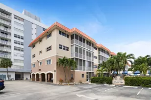 2097 S Ocean Dr, Hallandale Beach, FL 33009 - Photo 23
