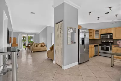 7516 NW 88th Terrace, Tamarac, FL 33321 - Photo 7