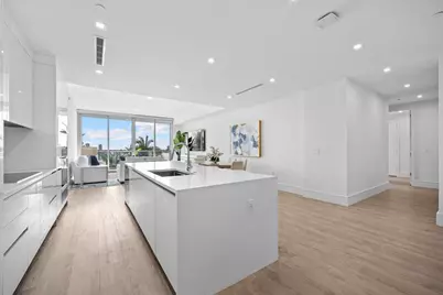 220 Lake Shore Drive #710, West Palm Beach, FL 33403 - Photo 13
