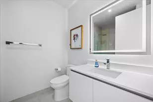220 Lake Shore Dr, West Palm Beach, FL 33403 - Photo 17