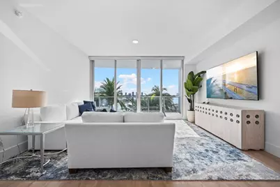 220 Lake Shore Drive #710, West Palm Beach, FL 33403 - Photo 3