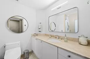 209 N Birch Rd, Fort Lauderdale, FL 33304 - Photo 33