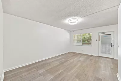 2035 Newcastle B, Boca Raton, FL 33434 - Photo 5