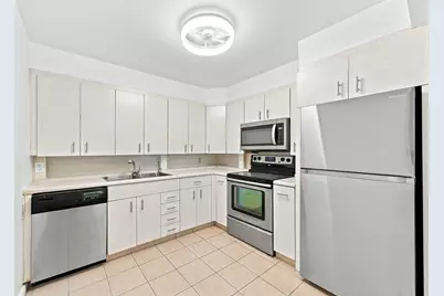 2035 Newcastle B, Boca Raton, FL 33434 - Photo 7