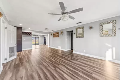 651 Foresteria Drive, Lake Park, FL 33403 - Photo 9