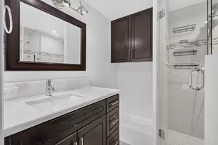 846 Blue Ridge Cir, West Palm Beach, FL 33409 - Photo 11