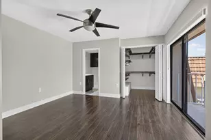 846 Blue Ridge Cir, West Palm Beach, FL 33409 - Photo 9