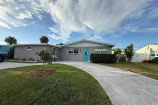 4400 Applecrest Dr, Palm Beach Gardens, FL 33410 - Photo 3