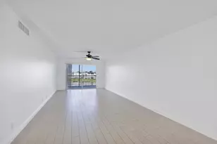 4072 Guildford D, Boca Raton, FL 33434 - Photo 5