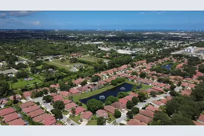 3007 Casa Rio Court, Palm Beach Gardens, FL 33418 - Photo 33
