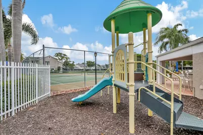 2007 Discovery Circle E, Deerfield Beach, FL 33442 - Photo 27