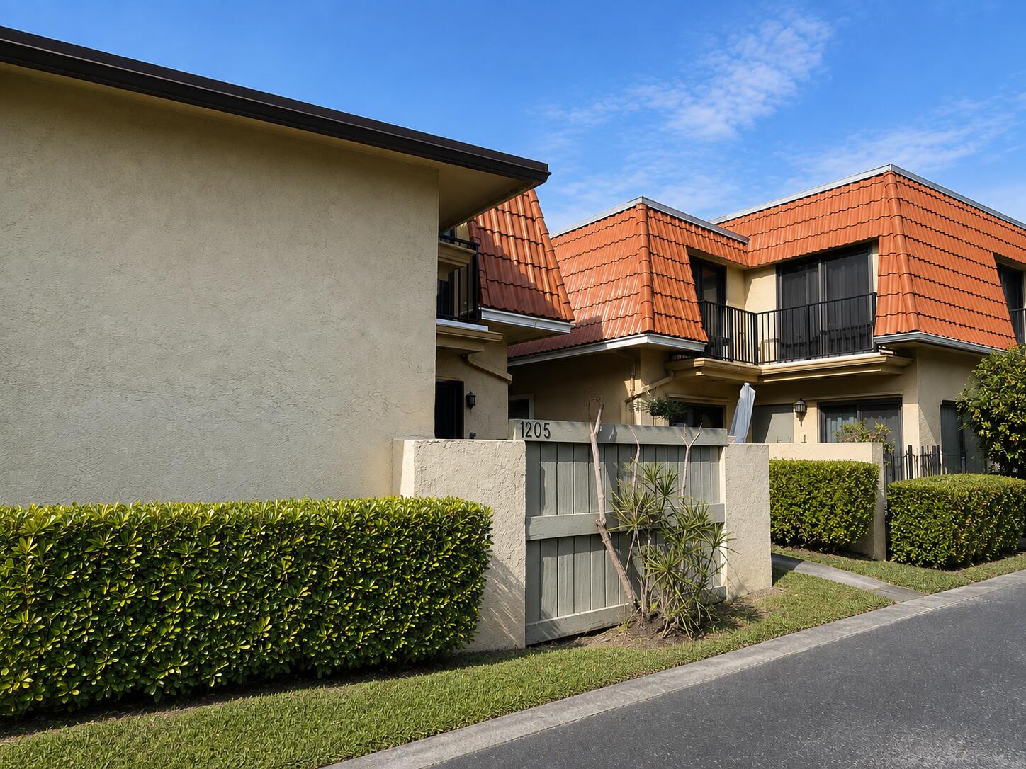4206 NW 114th Terrace #06 - 4206 NW 114th Terrace #06, Coral Springs, FL 33065 Luxury Property | Jose Angel Pina