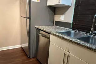 584 Westree Ln, Plantation, FL 33324 - Photo 3