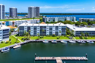 29 Yacht Club Dr, North Palm Beach, FL 33408 - Photo 43