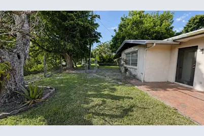 360 NW 65th Avenue, Plantation, FL 33317 - Photo 21