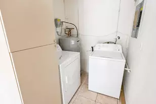 360 NW 65th Ave, Plantation, FL 33317 - Photo 19