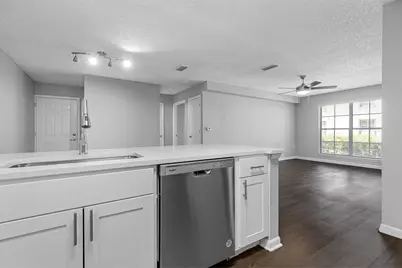 17900 NE 31st Court #4201, Aventura, FL 33160 - Photo 13