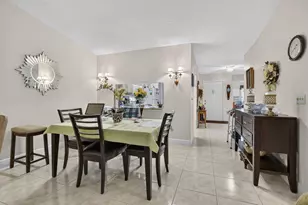 2641 Gately Dr W, West Palm Beach, FL 33415 - Photo 15