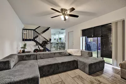 9993 NW 7th Street, Plantation, FL 33324 - Photo 11