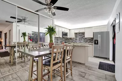 9993 NW 7th Street, Plantation, FL 33324 - Photo 5
