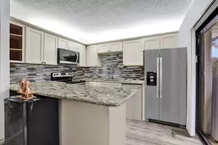 9993 NW 7th St, Plantation, FL 33324 - Photo 1