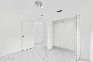 190 SE 2nd St, Deerfield Beach, FL 33441 - Photo 23