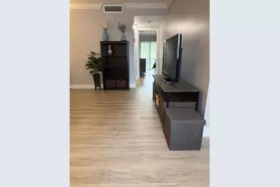 405 Meadows Circle #405, Boynton Beach, FL 33436 - Photo 5