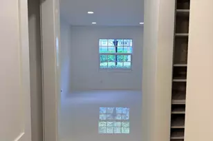 6439 Bay Club Dr, Fort Lauderdale, FL 33308 - Photo 5
