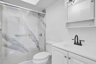 2500 NE 48th Ln, Fort Lauderdale, FL 33308 - Photo 21