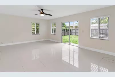 909 SE 14th Drive, Deerfield Beach, FL 33441 - Photo 21