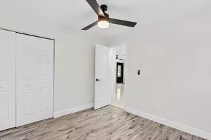 909 SE 14th Dr, Deerfield Beach, FL 33441 - Photo 15