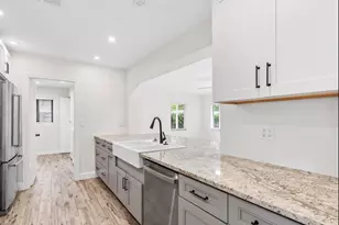 909 SE 14th Dr, Deerfield Beach, FL 33441 - Photo 7