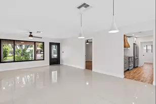 909 SE 14th Dr, Deerfield Beach, FL 33441 - Photo 19