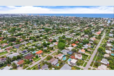 909 SE 14th Drive, Deerfield Beach, FL 33441 - Photo 27