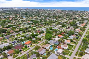 909 SE 14th Dr, Deerfield Beach, FL 33441 - Photo 27