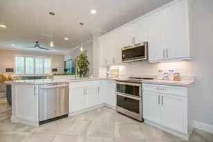 15688 Italian Cypress Wy, Wellington, FL 33414 - Photo 13